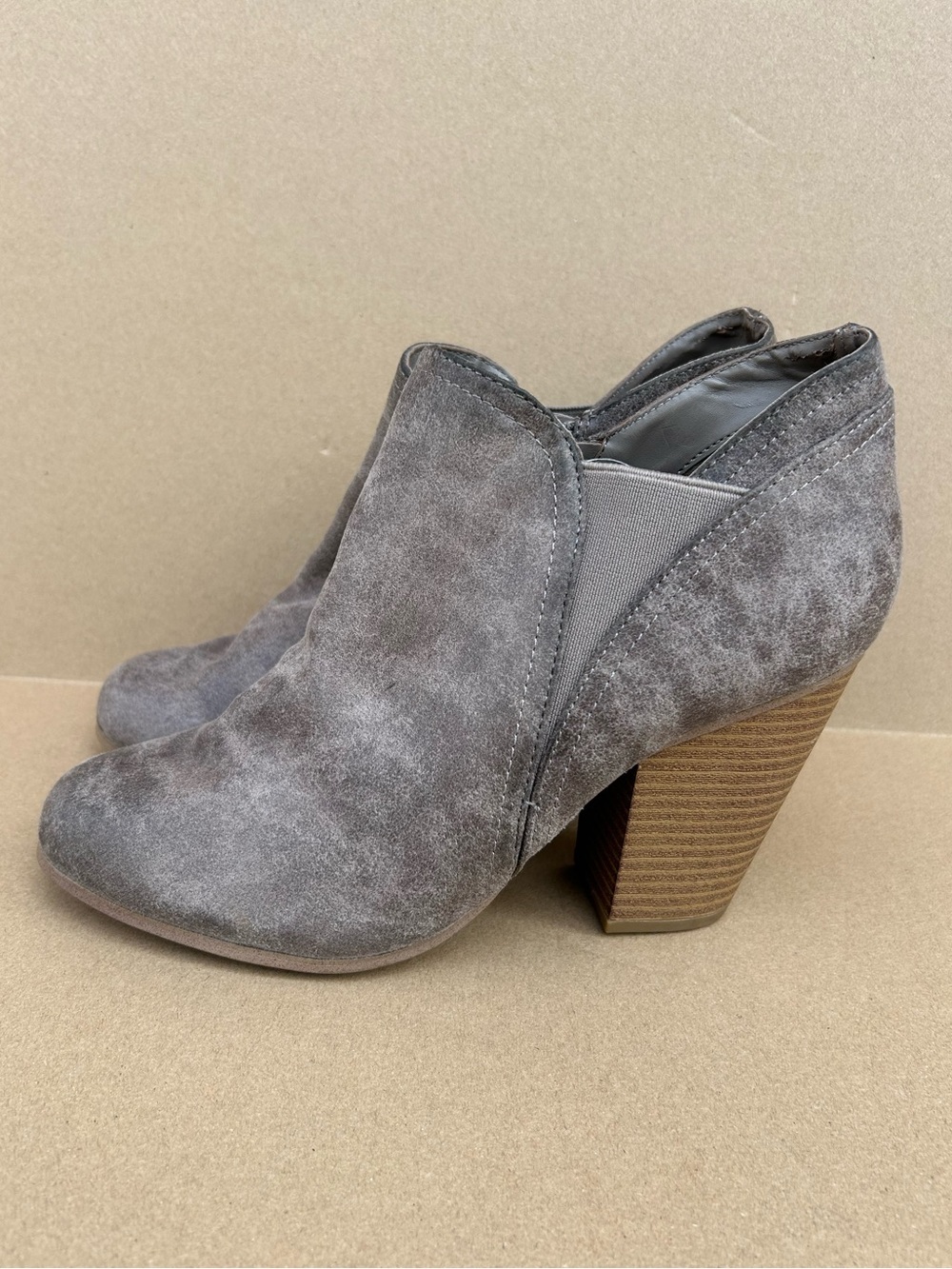 Fergalicious Women's Panther Heeled Ankle Boots Booties Size 8 Round Toe